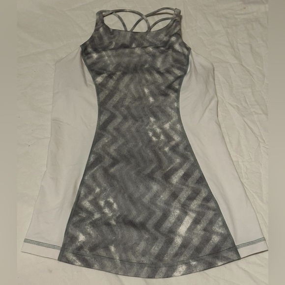 Lululemon Virtuous Tank Blazer in Fossil / White - Picture 4 of 6